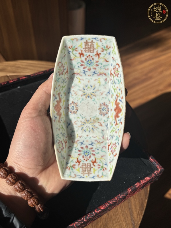 古玩粉彩船型盤真品鑒賞圖