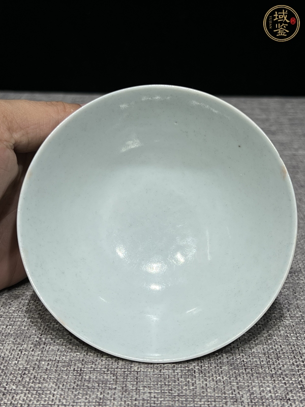 古玩陶瓷青花淡描花卉紋碗，疑似后加彩真品鑒賞圖