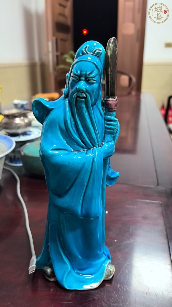 古玩陶瓷關(guān)公塑像真品鑒賞圖