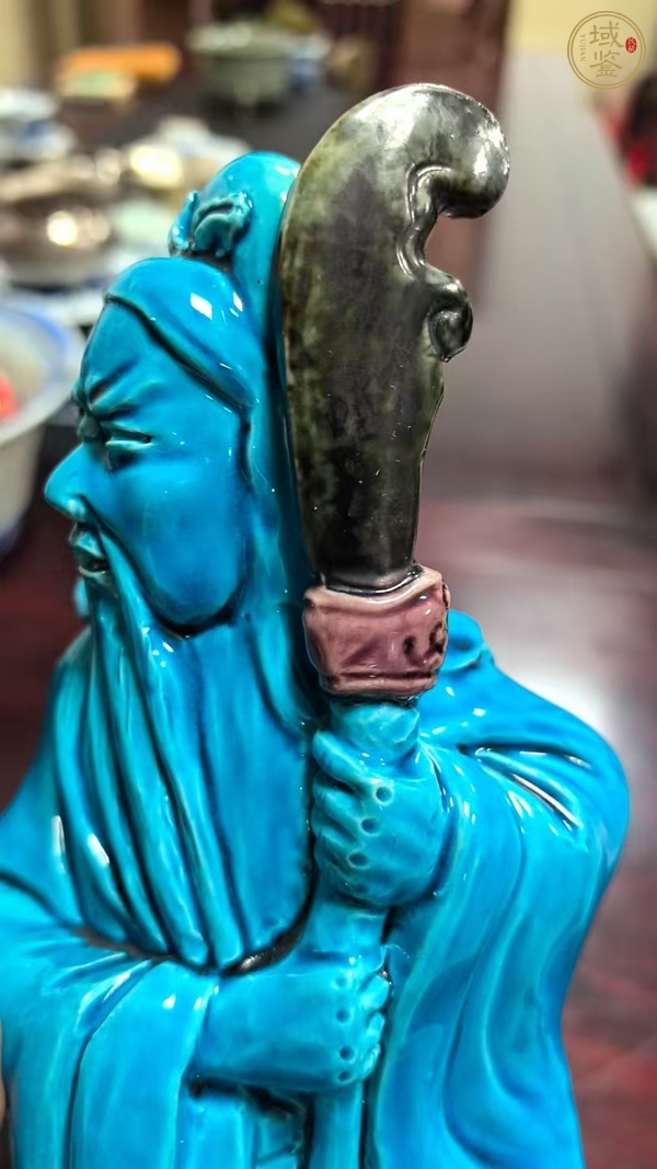 古玩陶瓷關(guān)公塑像真品鑒賞圖