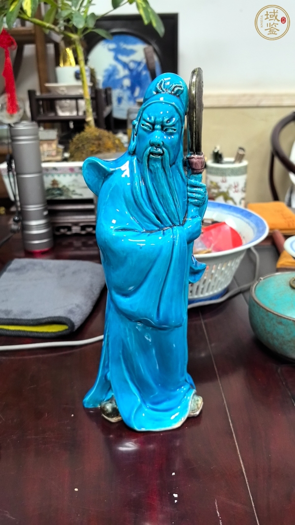 古玩陶瓷關(guān)公塑像真品鑒賞圖