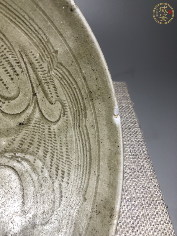 古玩陶瓷青釉刻花紋碗真品鑒賞圖
