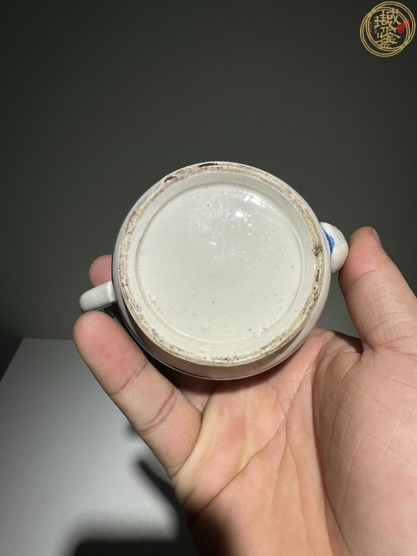 古玩陶瓷煨瓷青花團(tuán)鶴紋茶壺真品鑒賞圖