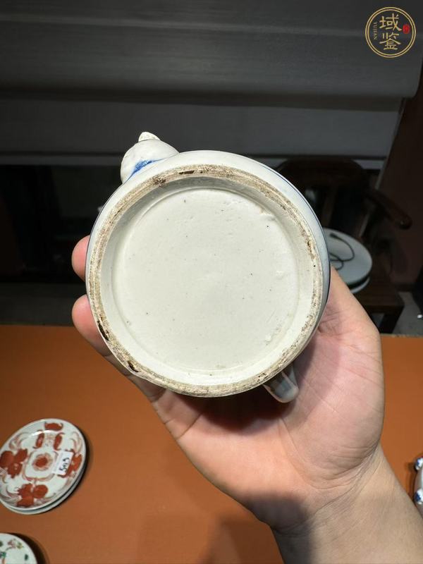 古玩陶瓷煨瓷青花團(tuán)鶴紋茶壺真品鑒賞圖