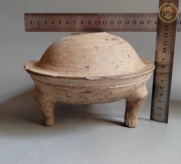 古玩陶瓷三足陶釜真品鑒賞圖