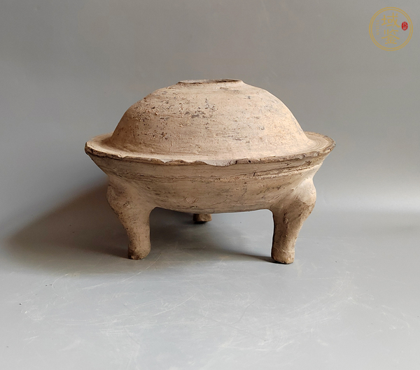 古玩陶瓷三足陶釜真品鑒賞圖