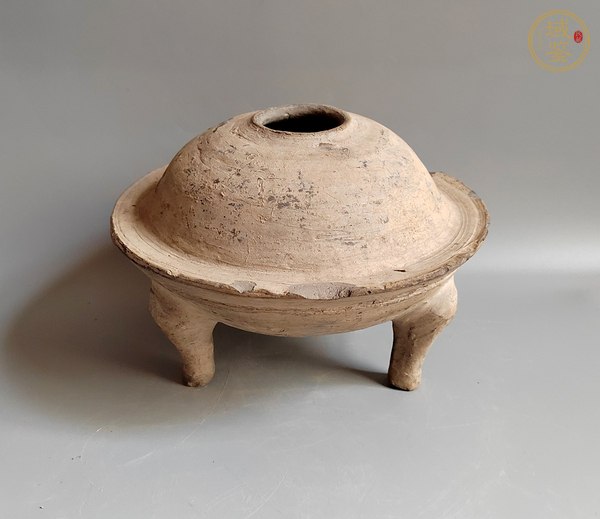 古玩陶瓷三足陶釜真品鑒賞圖