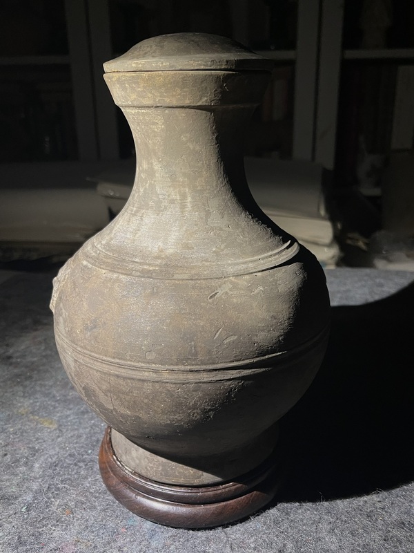 古玩陶瓷瓶拍賣(mài)，當(dāng)前價(jià)格820元