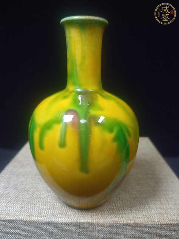 古玩陶瓷日本三彩瓶真品鑒賞圖