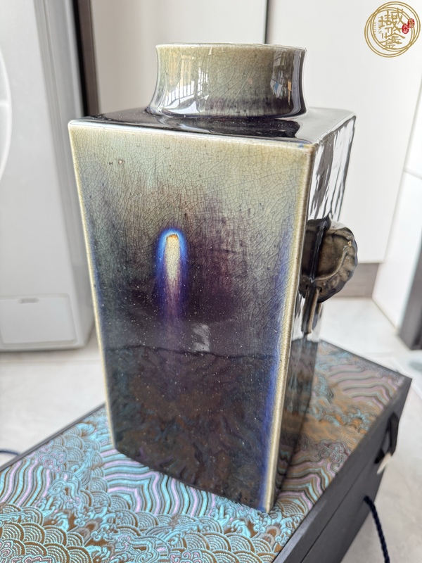 古玩陶瓷窯變釉四方琮式瓶真品鑒賞圖