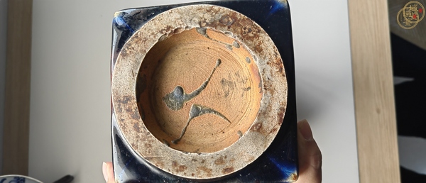 古玩陶瓷窯變釉四方琮式瓶真品鑒賞圖
