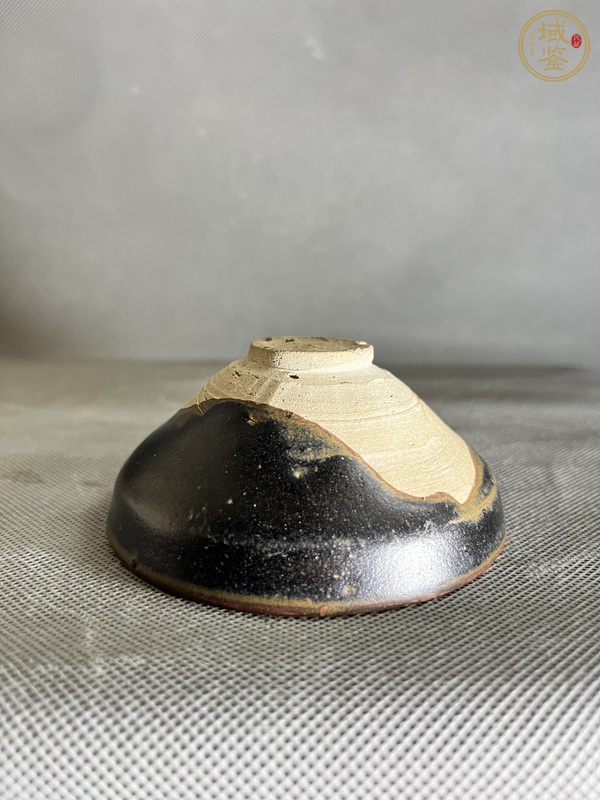 古玩陶瓷建窯系福清窯黑釉茶盞真品鑒賞圖