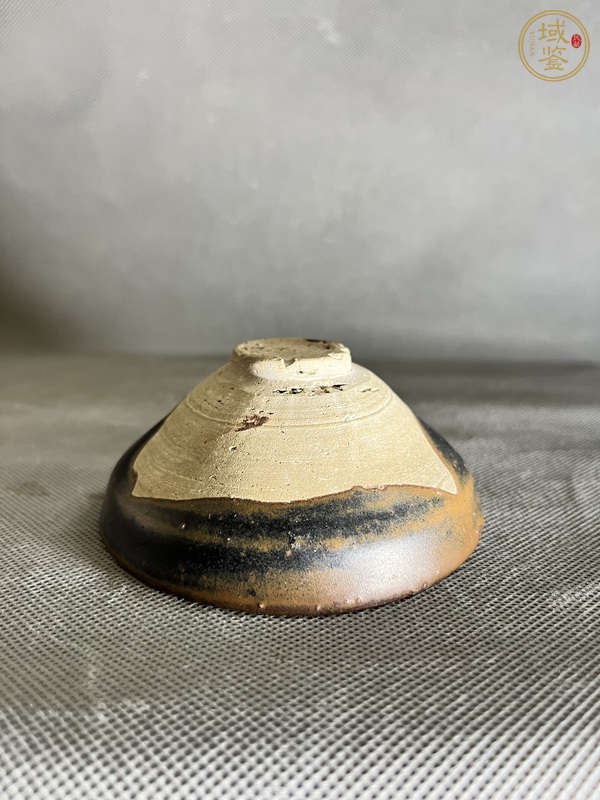 古玩陶瓷建窯系福清窯黑釉茶盞真品鑒賞圖