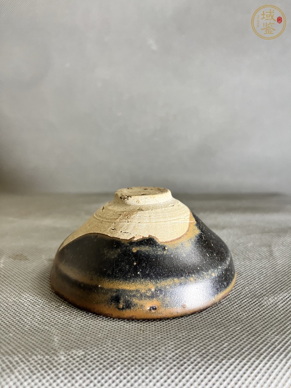 古玩陶瓷建窯系福清窯黑釉茶盞真品鑒賞圖