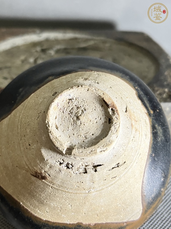 古玩陶瓷建窯系福清窯黑釉茶盞真品鑒賞圖