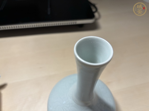 古玩陶瓷高麗青瓷長頸瓶真品鑒賞圖