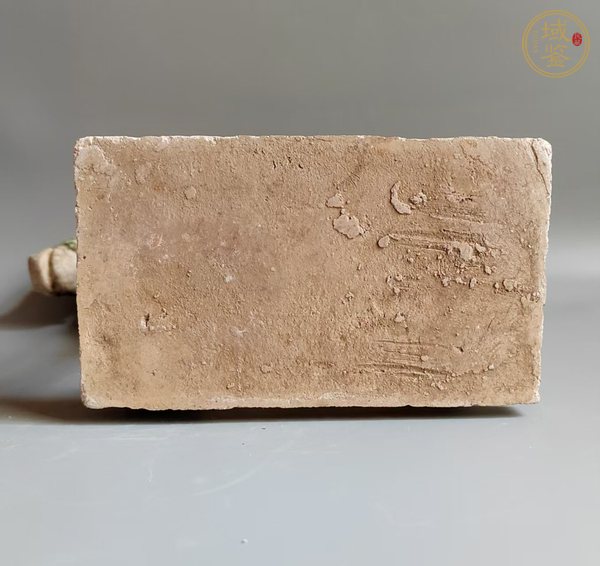 古玩陶瓷明三彩馬真品鑒賞圖