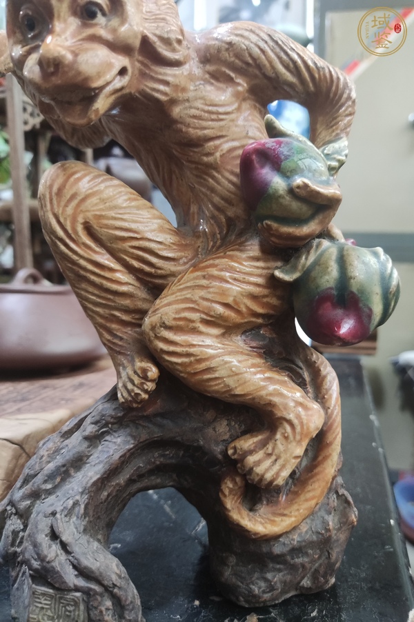 古玩陶瓷靈猴獻瑞真品鑒賞圖