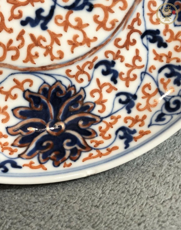 古玩陶瓷光緒青花加彩纏枝蓮紋盤真品鑒賞圖