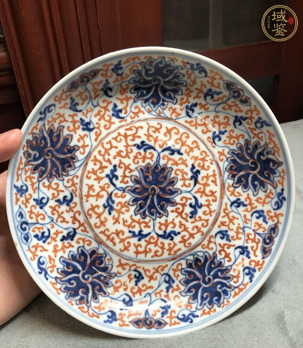 古玩光緒青花加彩纏枝蓮紋盤真品鑒賞圖