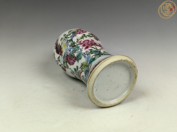 古玩陶瓷清中粉彩瓶真品鑒賞圖