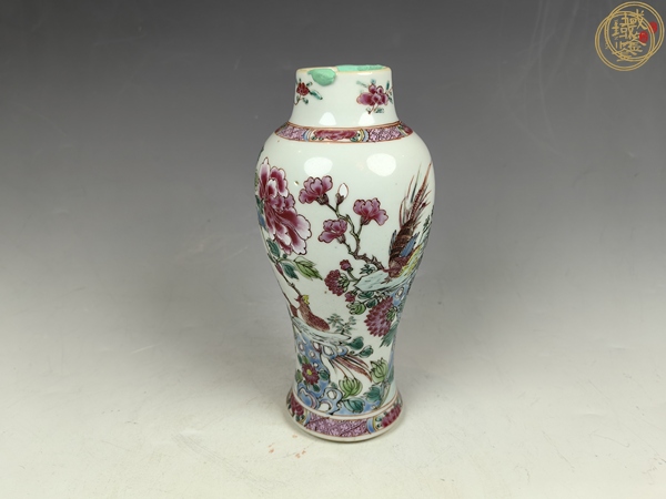 古玩陶瓷清中粉彩瓶真品鑒賞圖