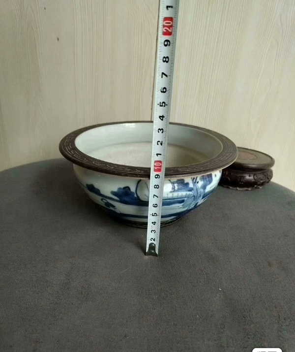古玩陶瓷青花山水人物紋香爐拍賣，當(dāng)前價格2998元