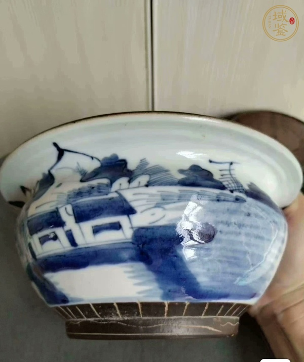 古玩陶瓷青花山水人物紋香爐真品鑒賞圖