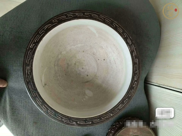 古玩陶瓷青花山水人物紋香爐真品鑒賞圖