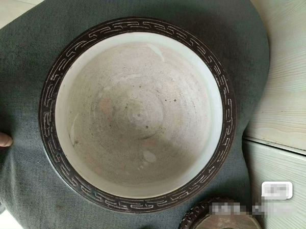 古玩陶瓷青花山水人物紋香爐拍賣，當(dāng)前價格2998元
