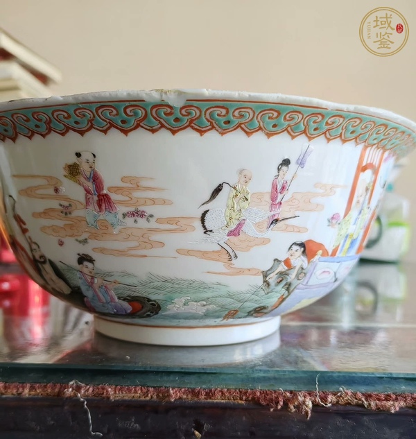 古玩陶瓷人物紋粉彩碗真品鑒賞圖