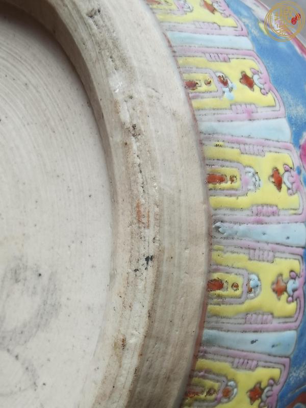 古玩陶瓷粉彩百蝶圖卷缸真品鑒賞圖