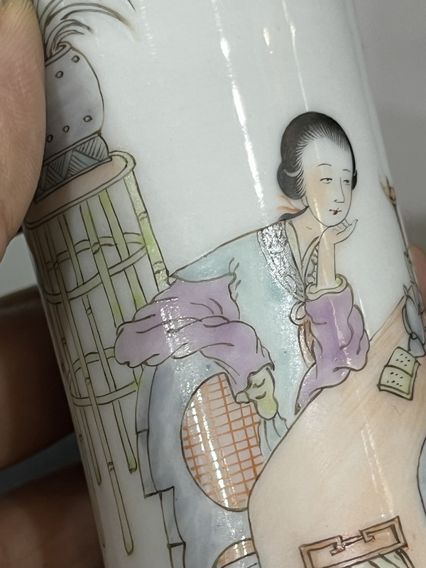 古玩字畫淺降彩仕女人物花觚一對拍賣，當前價格5800元