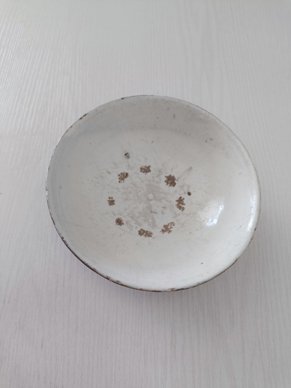 古玩陶瓷明代磁州窯淄素碗拍賣，當(dāng)前價(jià)格28元
