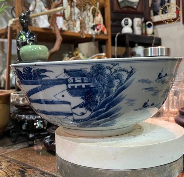 古玩陶瓷樓臺亭閣山水紋青花碗真品鑒賞圖