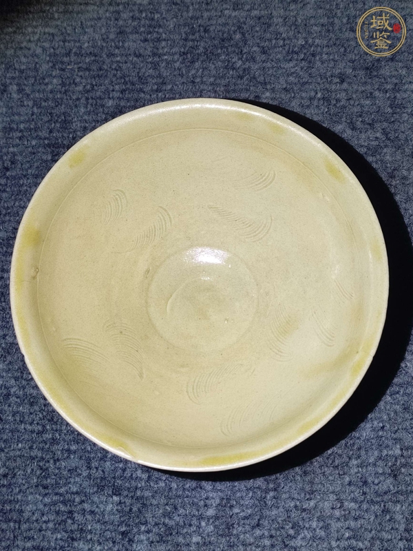 古玩陶瓷青白釉刻花碗真品鑒賞圖