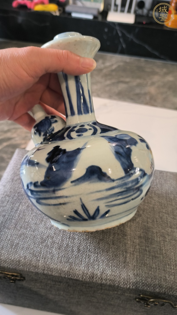 古玩陶瓷明晚·青花高士圖軍持 真品鑒賞圖