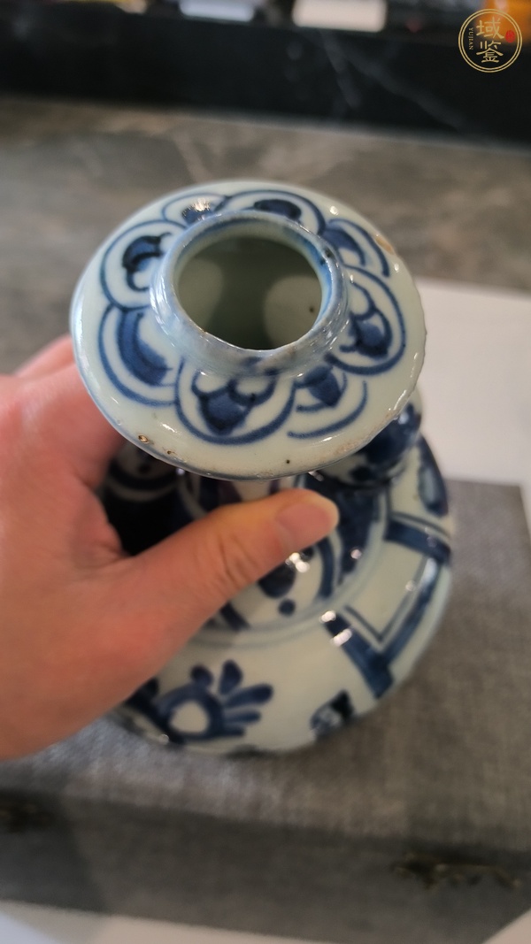古玩陶瓷明晚·青花高士圖軍持 真品鑒賞圖