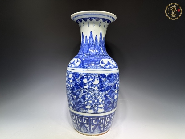 古玩陶瓷清中晚·青花花開富貴羅漢瓶真品鑒賞圖