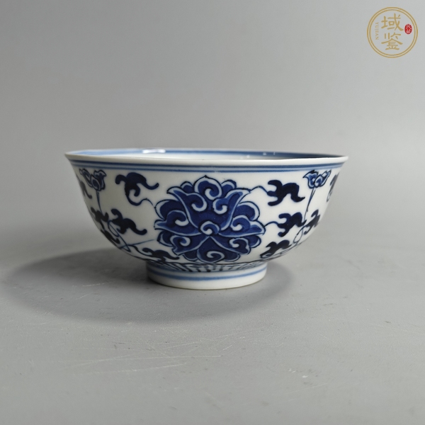 古玩陶瓷青花纏枝花卉碗真品鑒賞圖