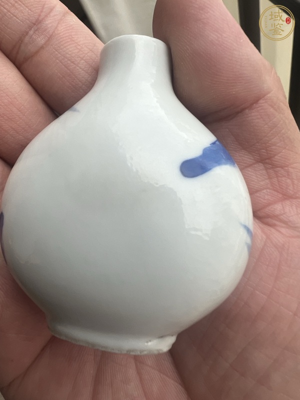 古玩陶瓷鼻煙壺真品鑒賞圖