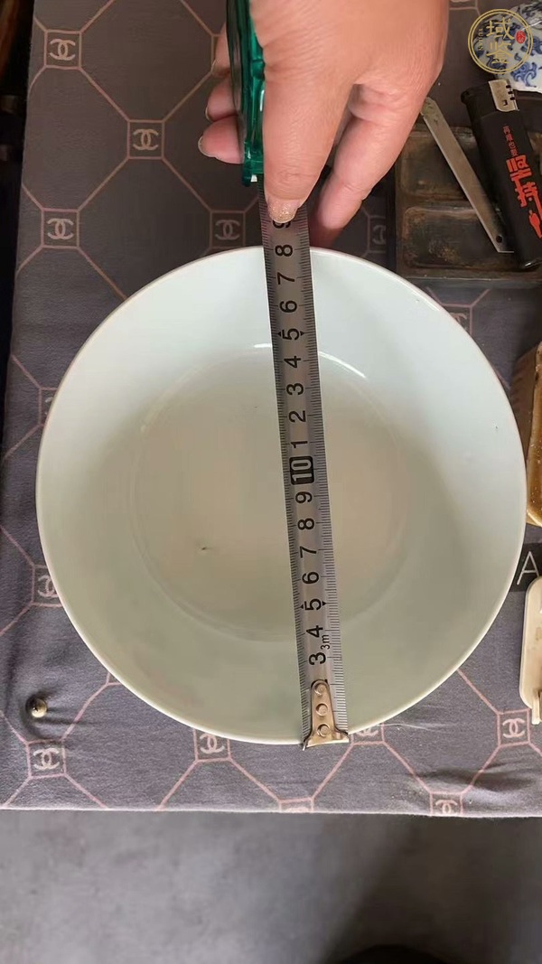 古玩陶瓷花卉紋碗真品鑒賞圖