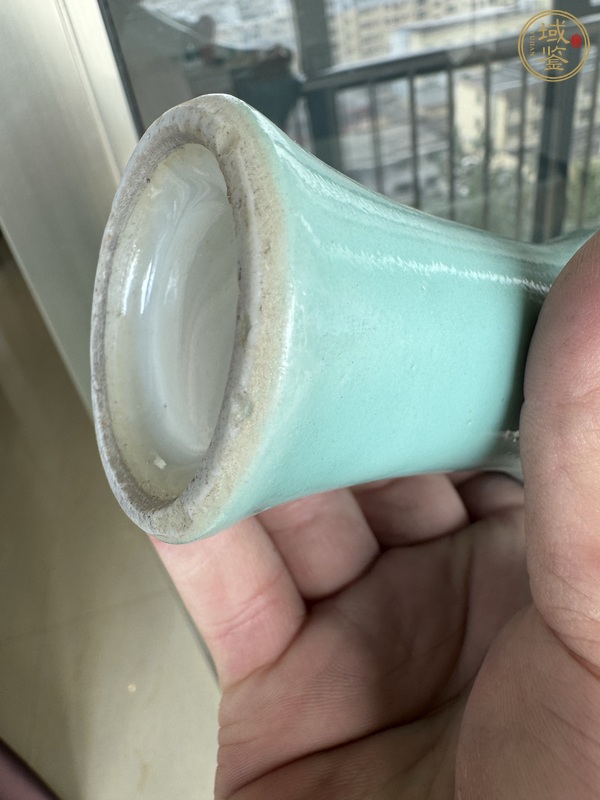 古玩陶瓷雙鋪首綠釉瓶真品鑒賞圖