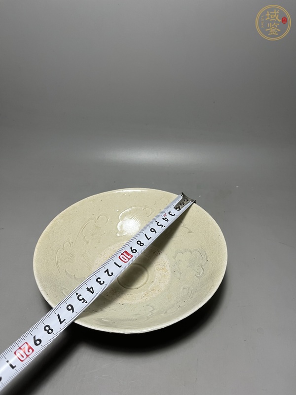 古玩陶瓷青白釉刻云氣紋碗真品鑒賞圖