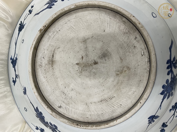 古玩陶瓷明晚期 青花葡萄紋折沿大盤真品鑒賞圖