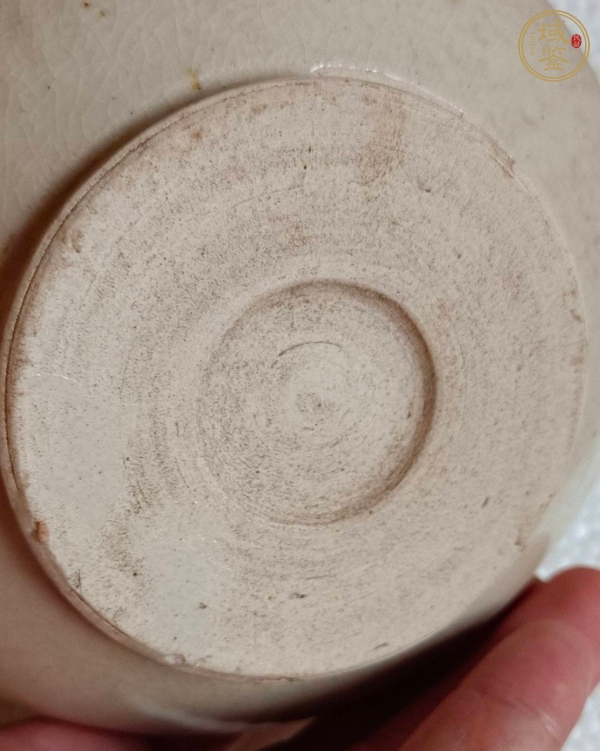 古玩陶瓷唐代玉璧底白釉盞真品鑒賞圖