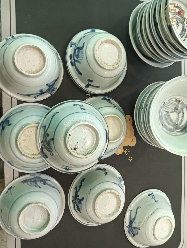 古玩陶瓷摩羯龍紋青花碗真品鑒賞圖