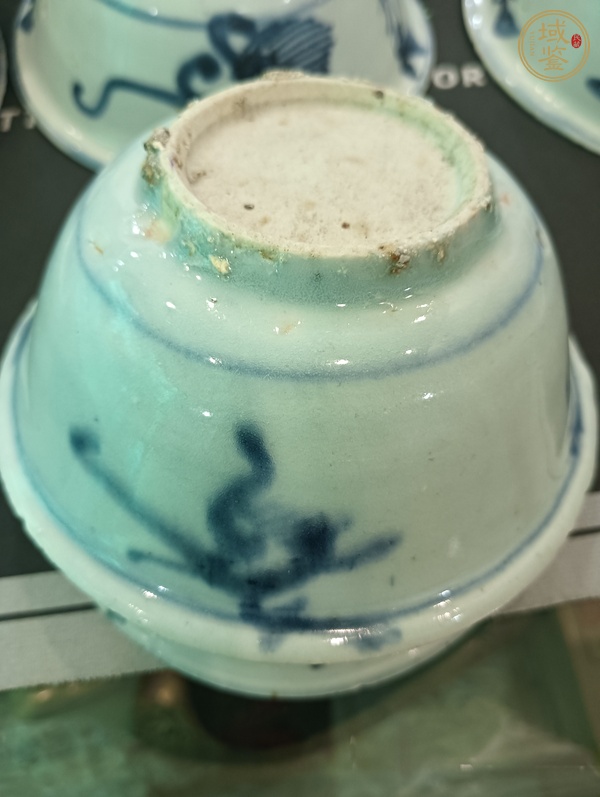 古玩陶瓷摩羯龍紋青花碗真品鑒賞圖