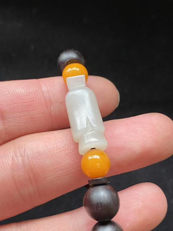 古玩玉器幾十年小葉紫檀佩和田玉雕“翁仲”手串拍賣，當前價格3800元