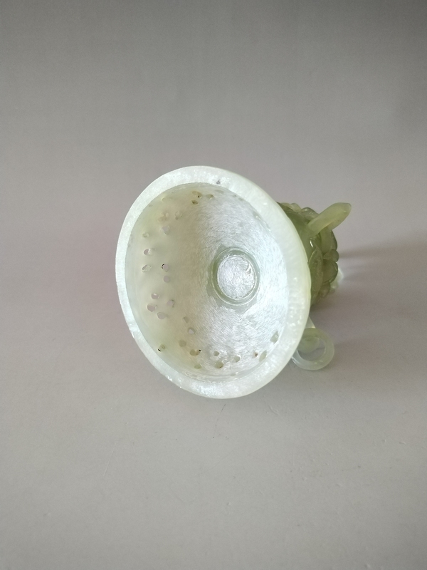 古玩雜項（大型）鏤空雕玉香薰爐拍賣，當(dāng)前價格2998元